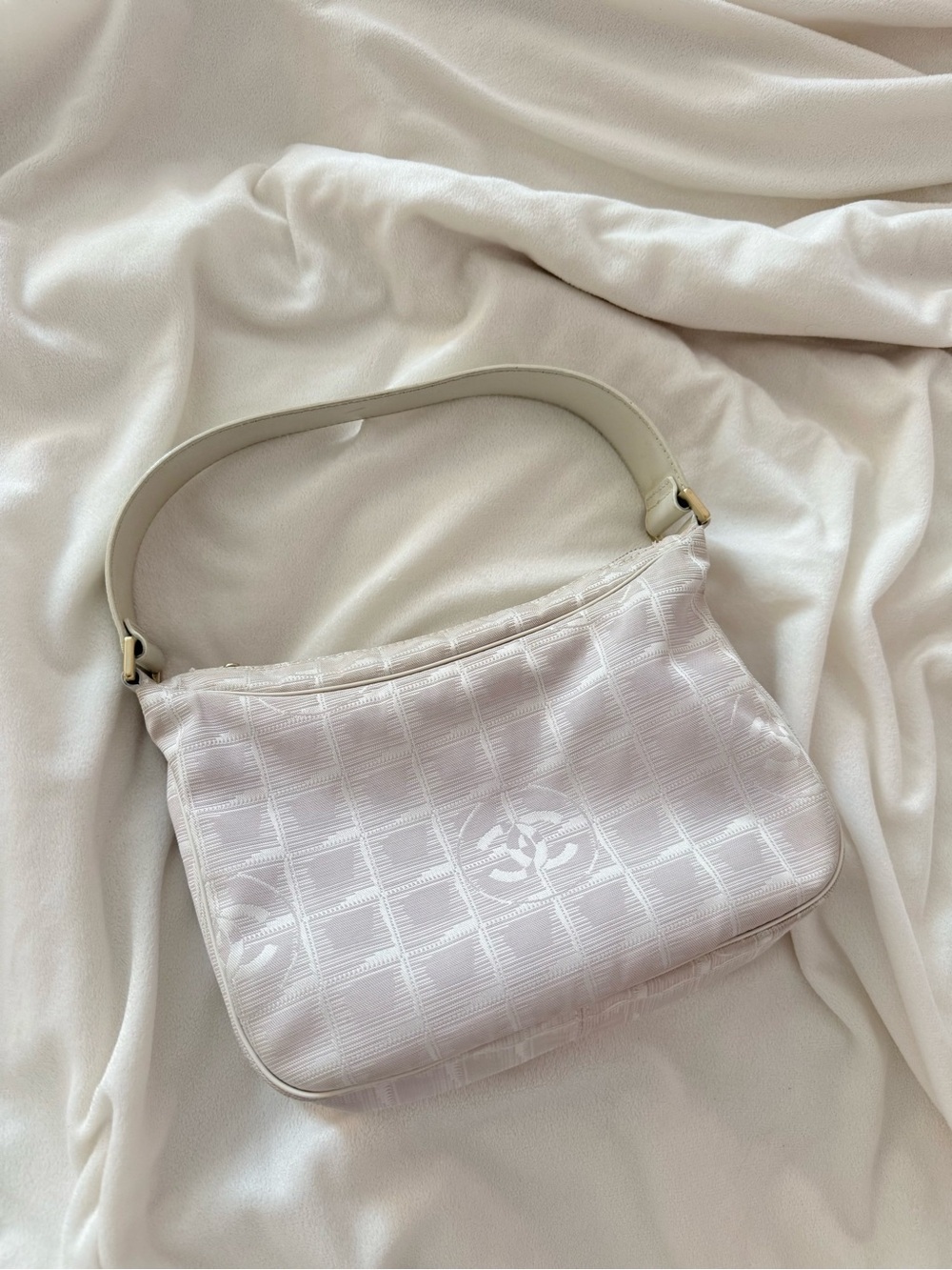 CHANEL travel ligne Light Cream Quilted Shoulder Bag with Subtle CC Motif